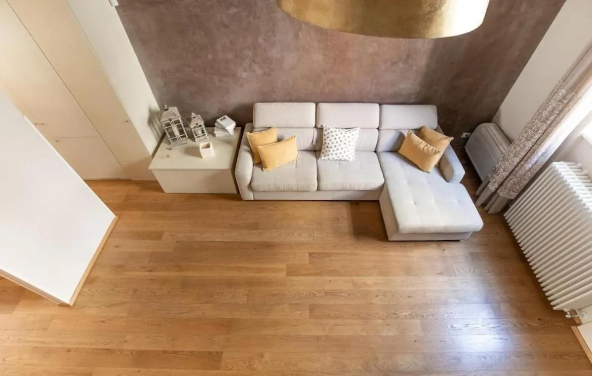 Gold Apartment Viareggio Italy